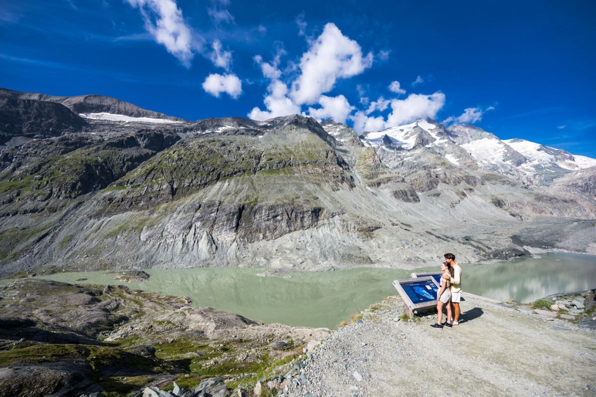 Sommerlicher Ausblick an der Großglockner Hochalpenstraße